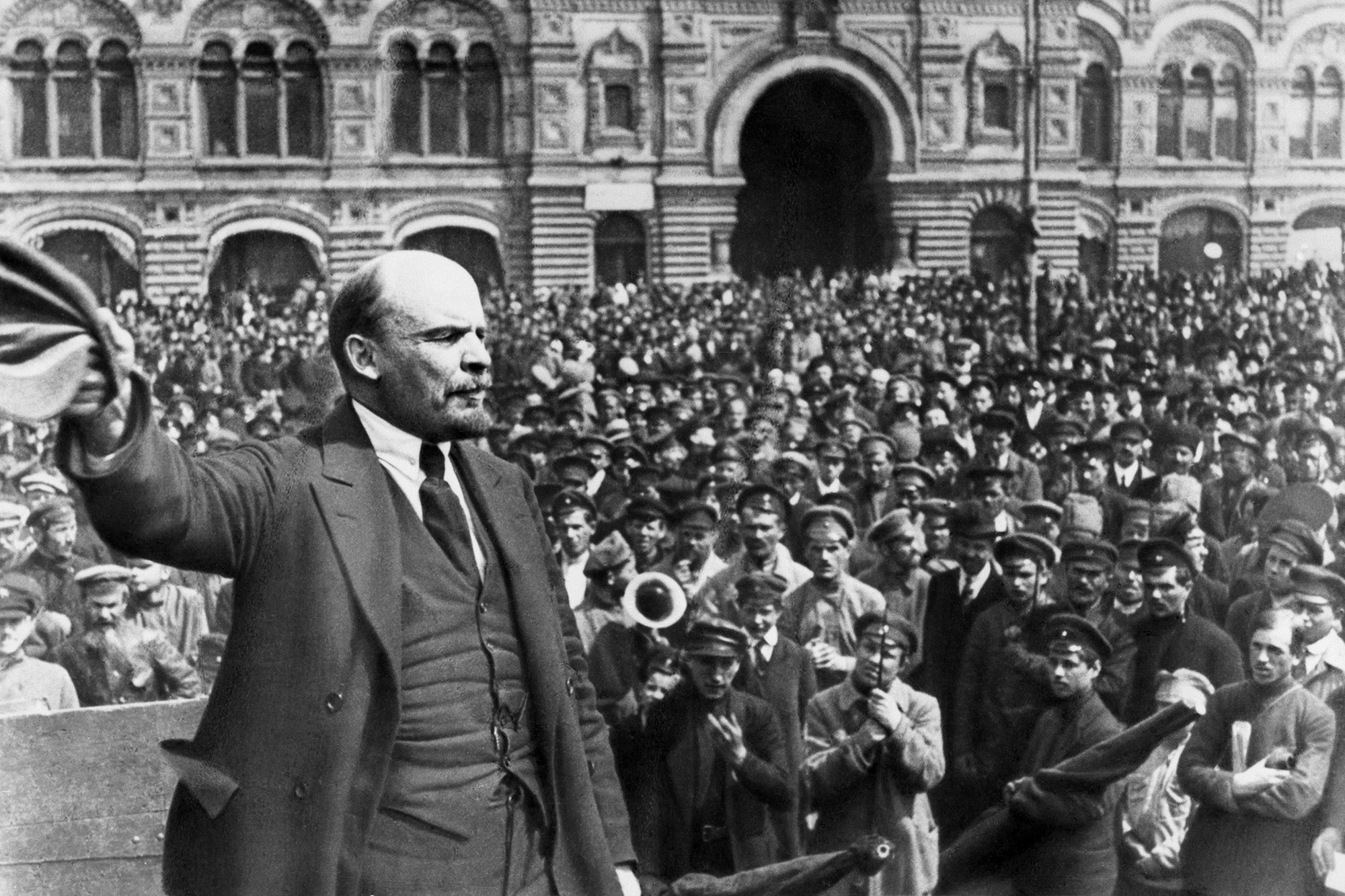 O nascimento da União Soviética e a morte da Revolução Russa